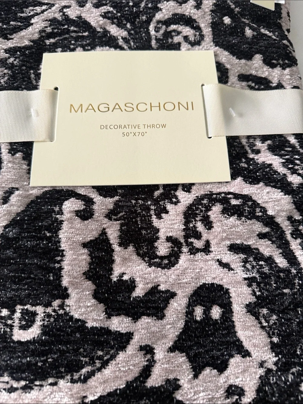Magaschoni Black & Cream Halloween Jacquard Throw
